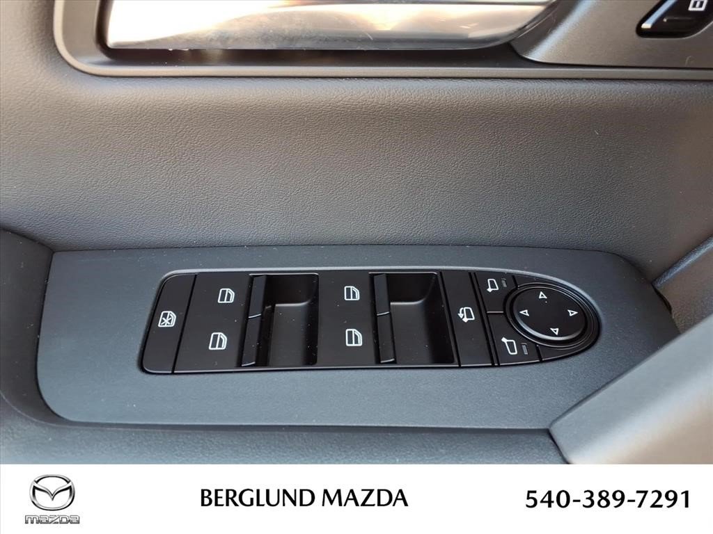 New 2026 MAZDA CX-5 Preferred AWD/4WD image 11