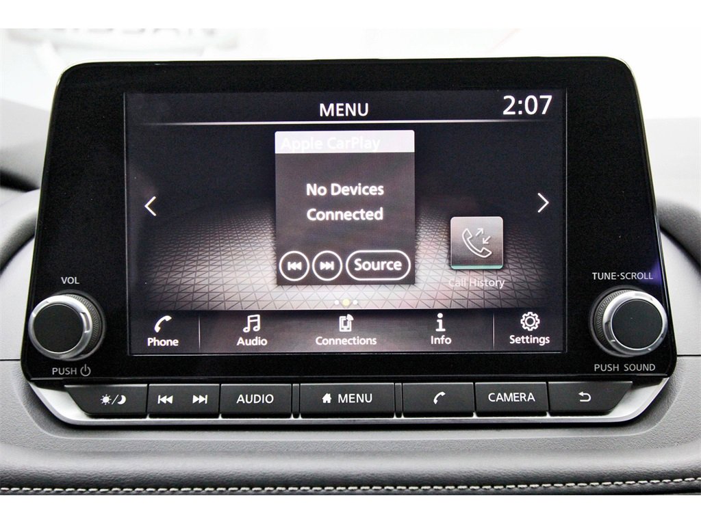 Used 2025 Nissan Rogue S image 20