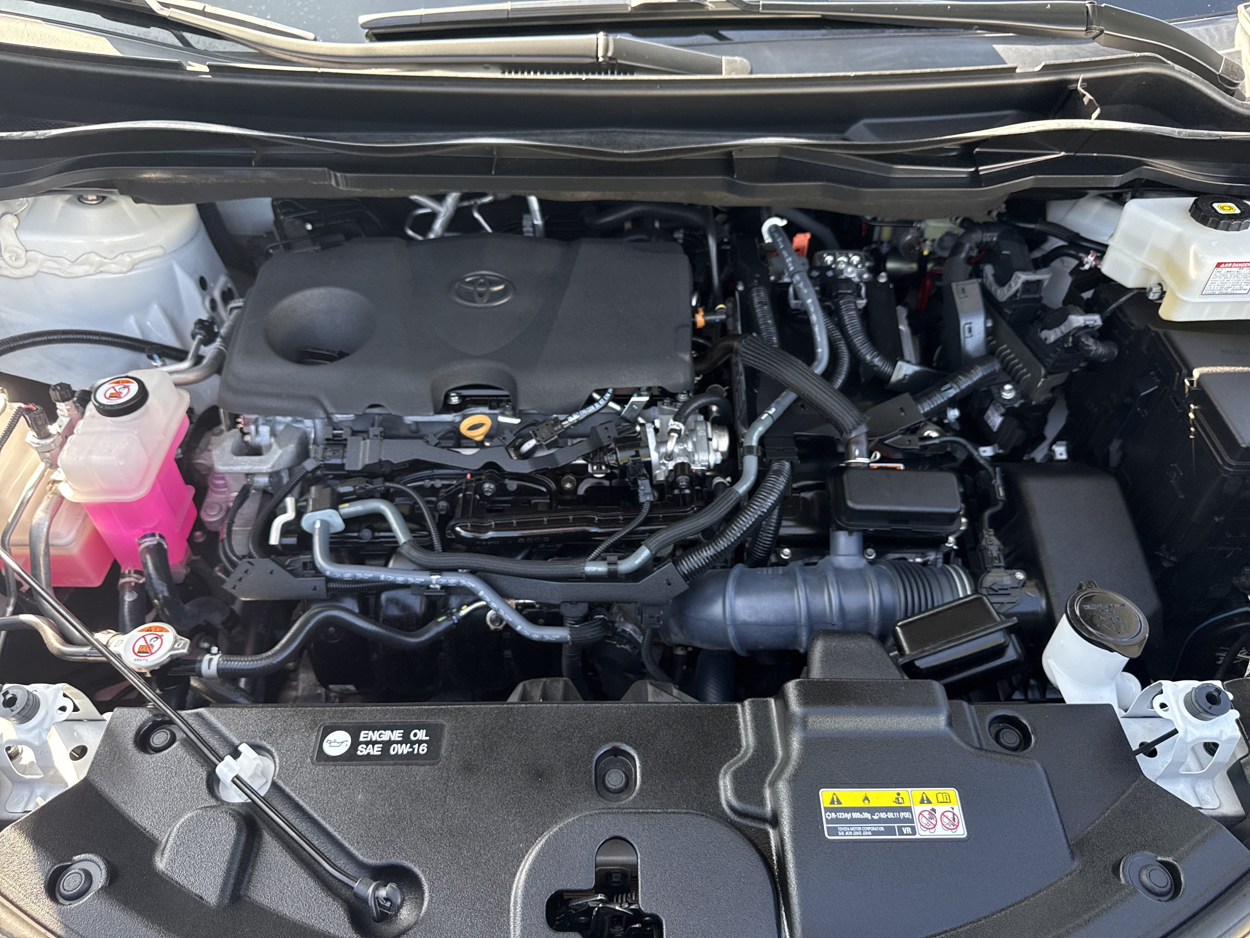 Used 2023 Toyota Sienna Limited FWD image 36