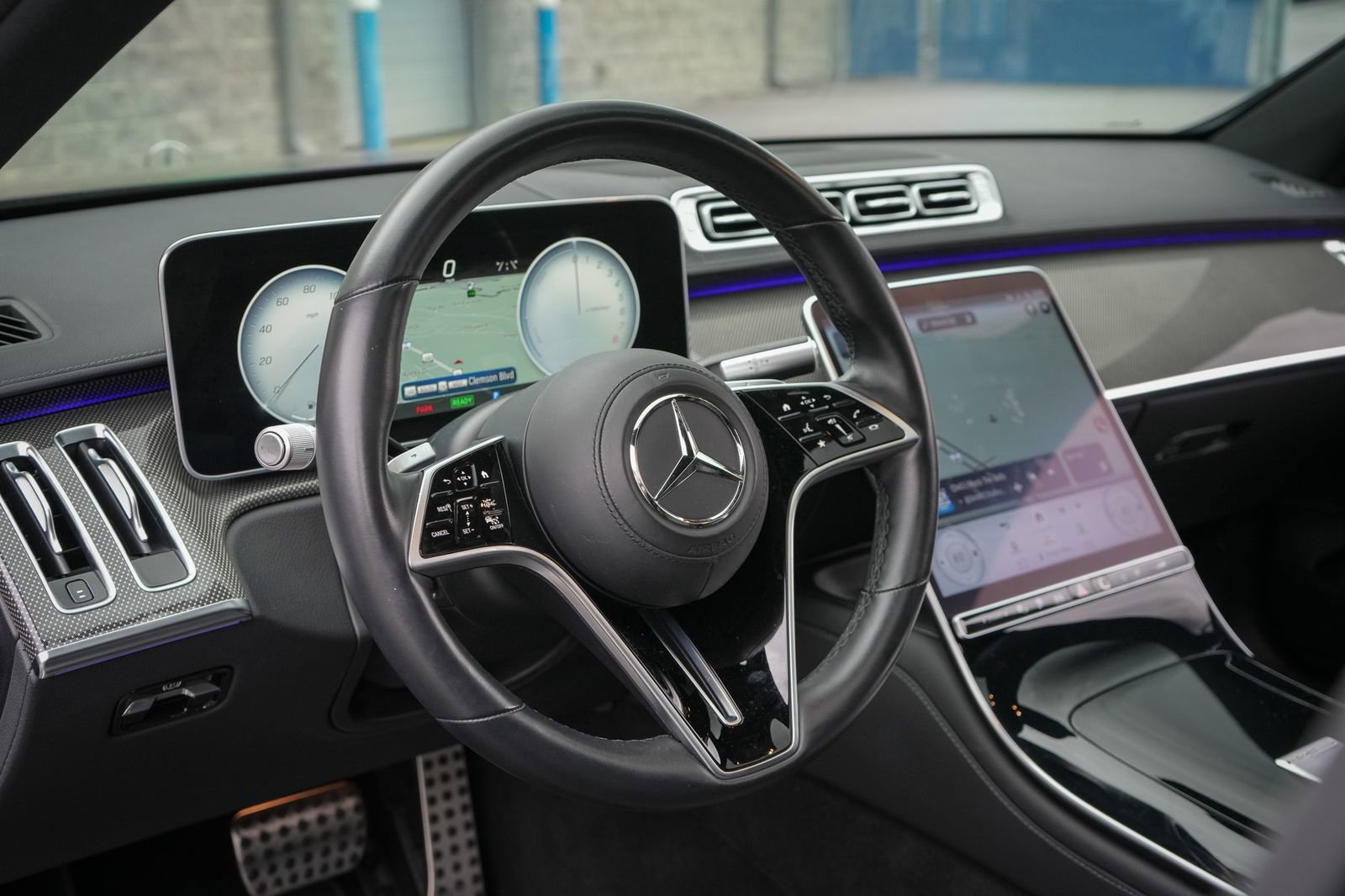 Used 2023 Mercedes-Benz S 580e 4MATIC Sedan w/ AMG Line image 24