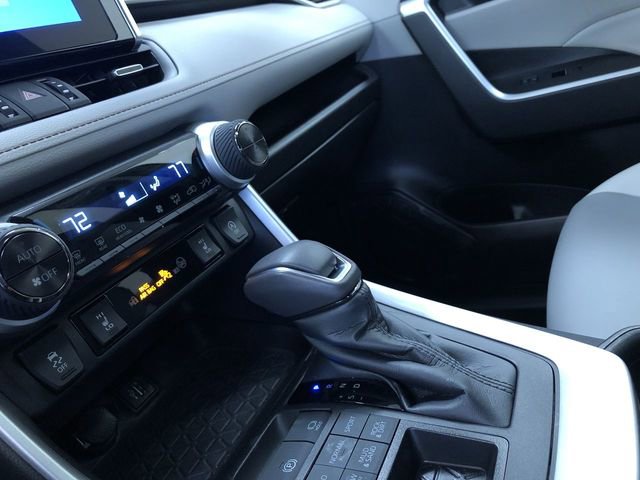 Certified 2023 Toyota RAV4 XLE Premium image 29