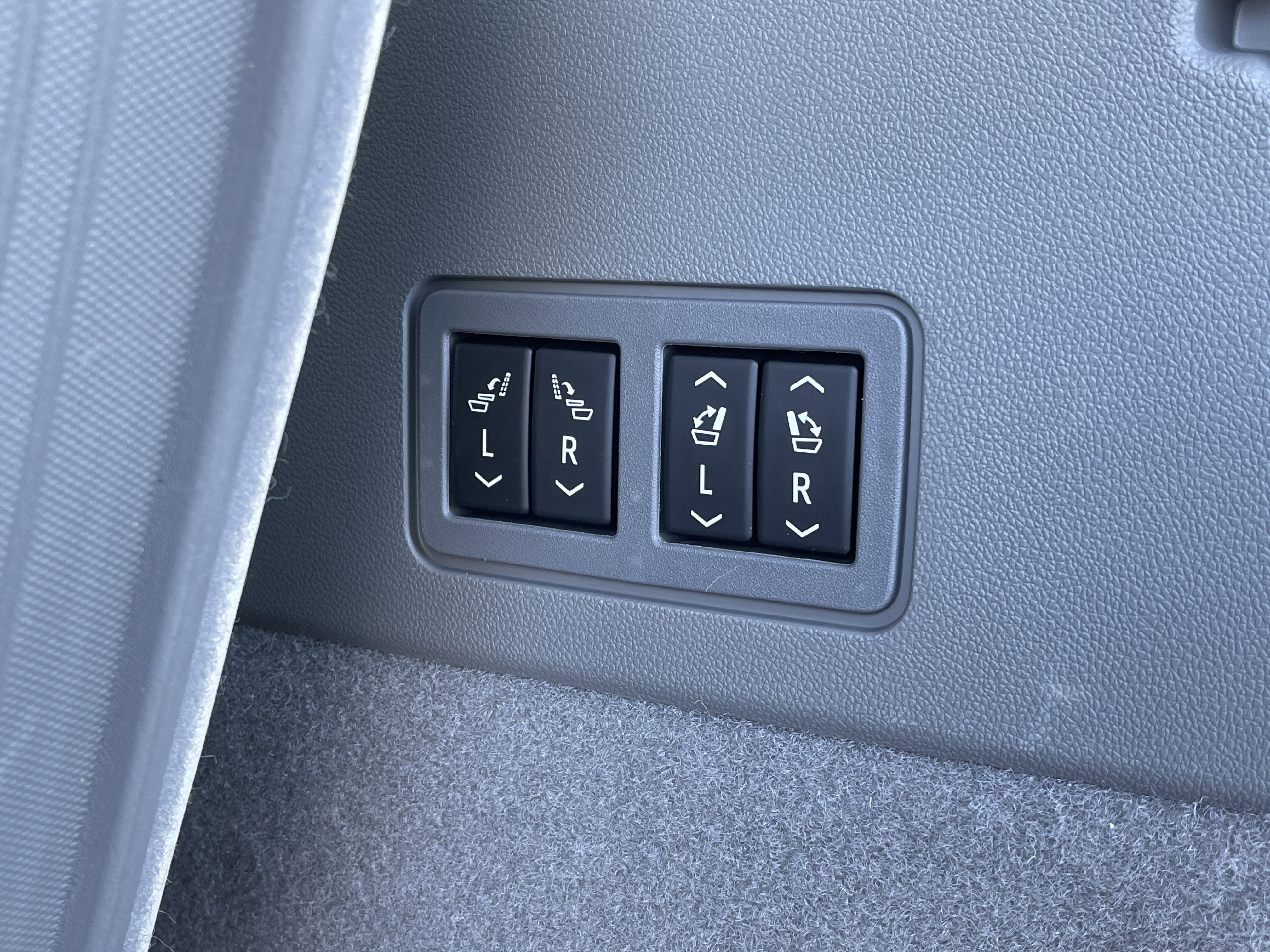 Certified 2023 Cadillac XT6 Premium Luxury w/ Technology Package image 49