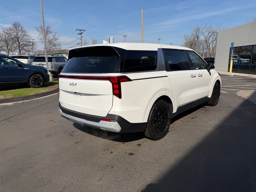 New 2026 Kia Carnival LX image 6