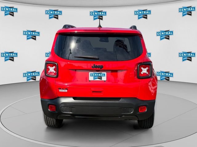 Used 2023 Jeep Renegade Latitude AWD/4WD image 5