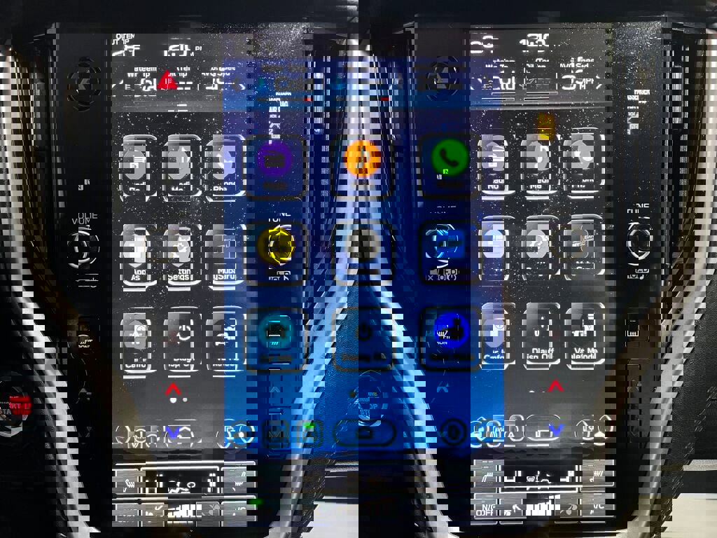 Used 2025 Subaru Legacy Premium image 12