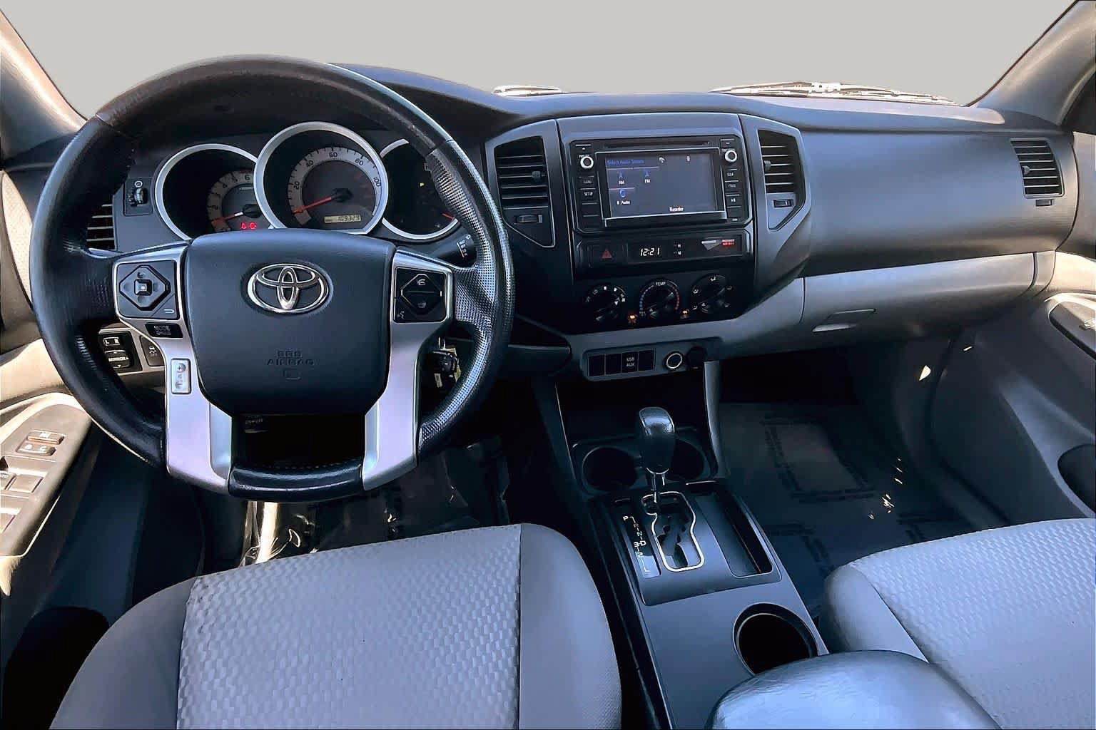 Used 2014 Toyota Tacoma 2WD Double Cab w/ Convenience Package image 15