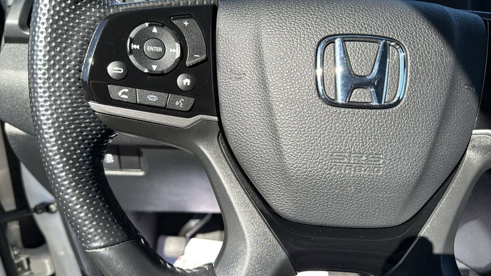 Used 2023 Honda Passport Elite image 17
