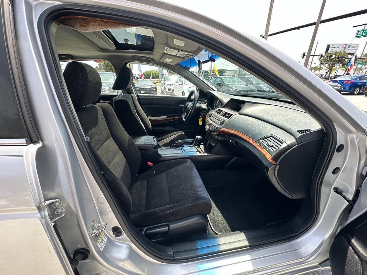 Used 2012 Honda Accord EX image 18