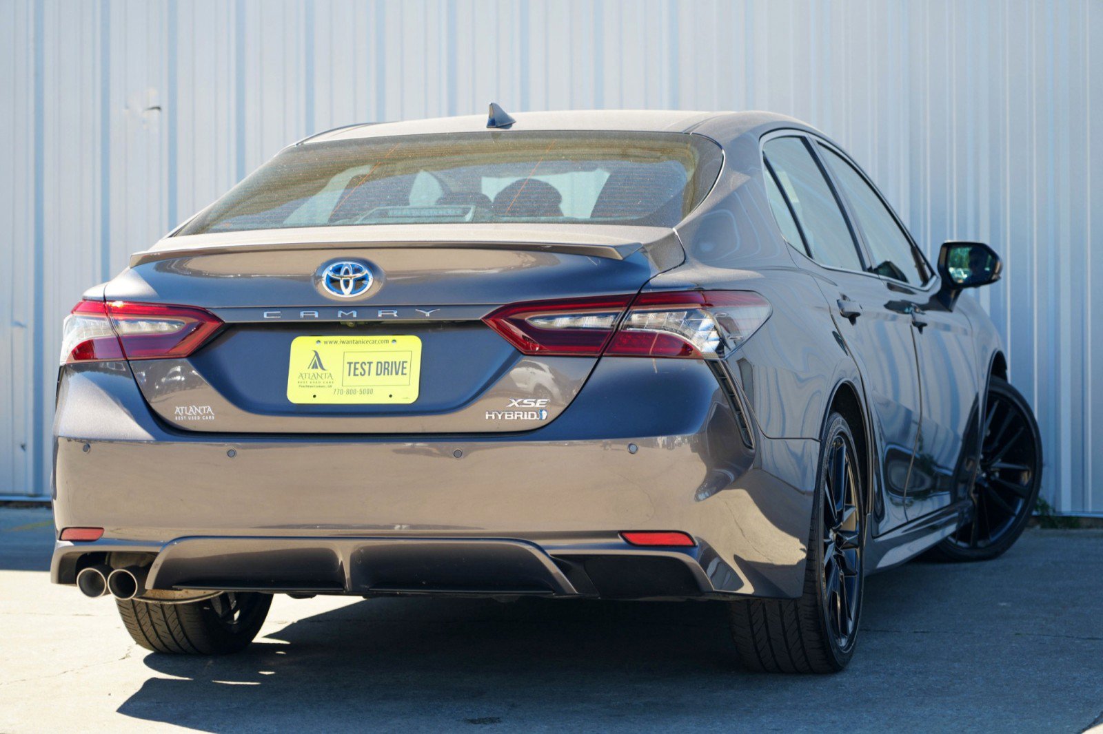 Used 2024 Toyota Camry XSE w/ Navigation Package image 3