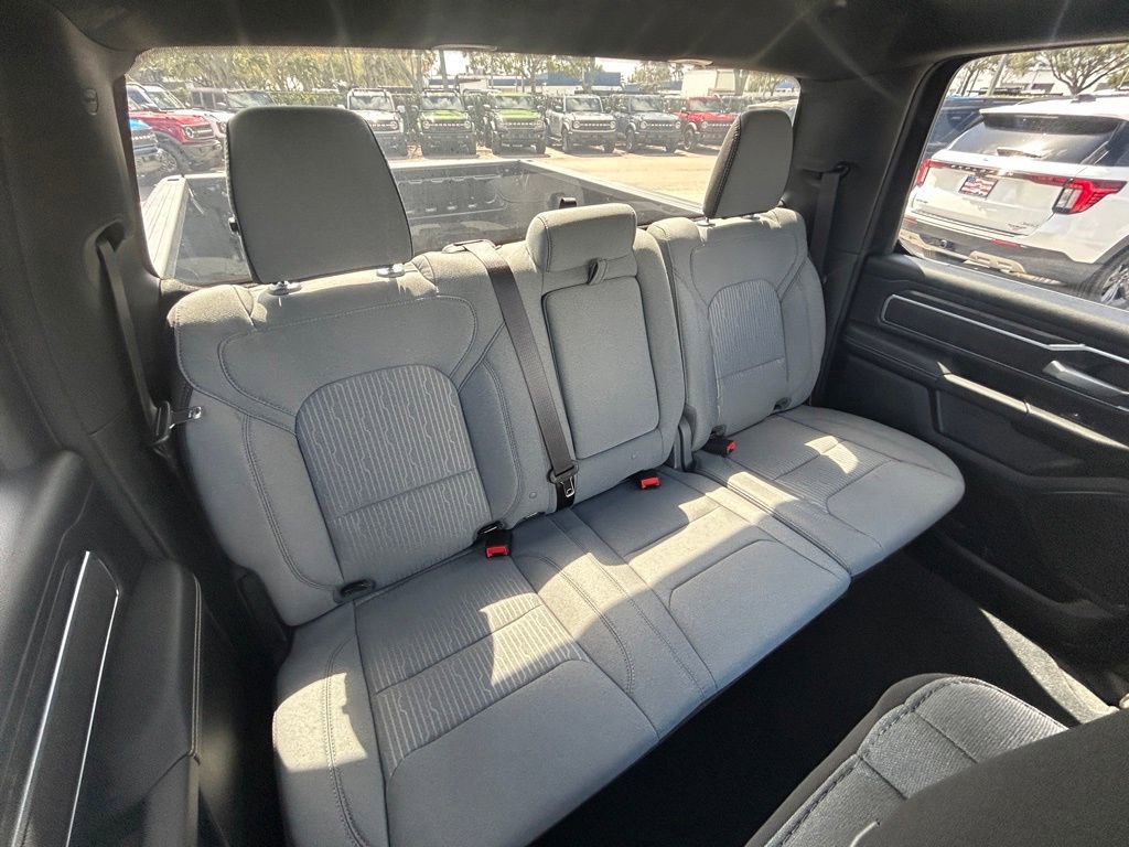 Used 2024 RAM 1500 Big Horn RWD image 31