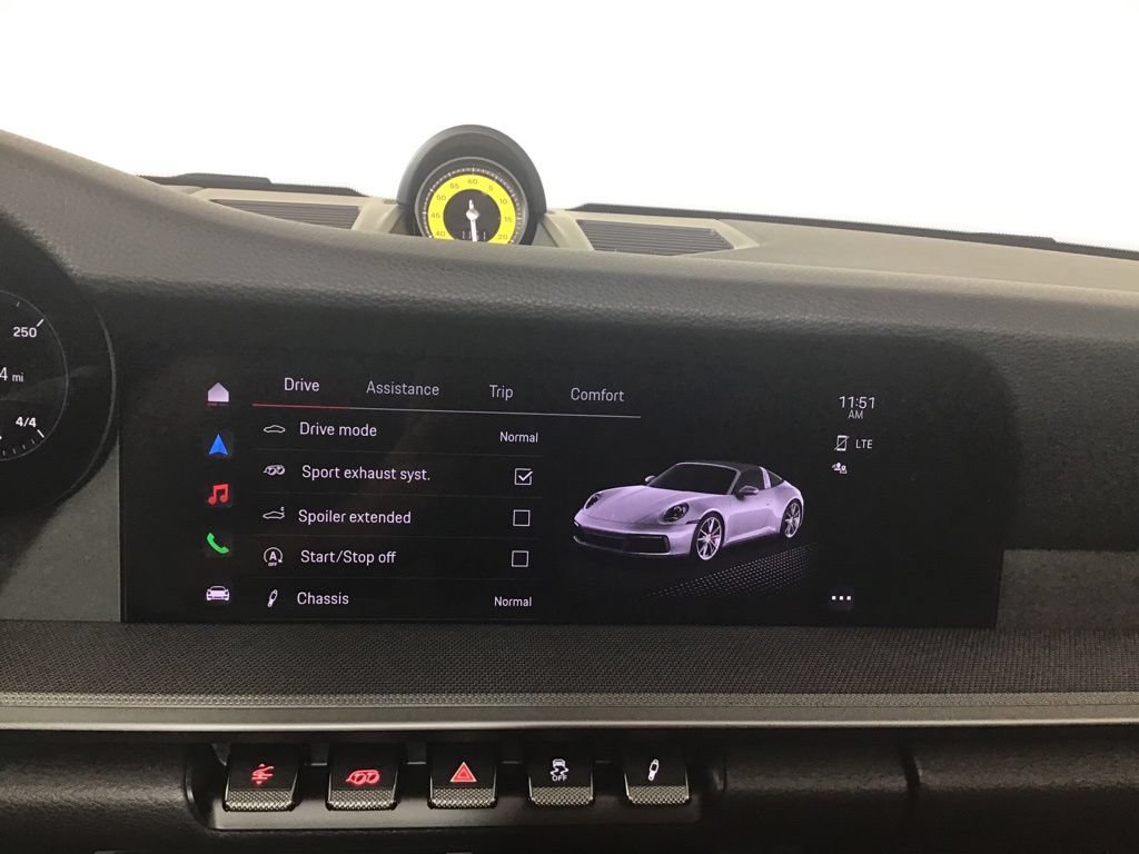 Certified 2024 Porsche 911 Targa 4 AWD/4WD image 37