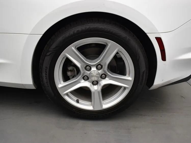 Used 2023 Chevrolet Camaro LT RWD image 32