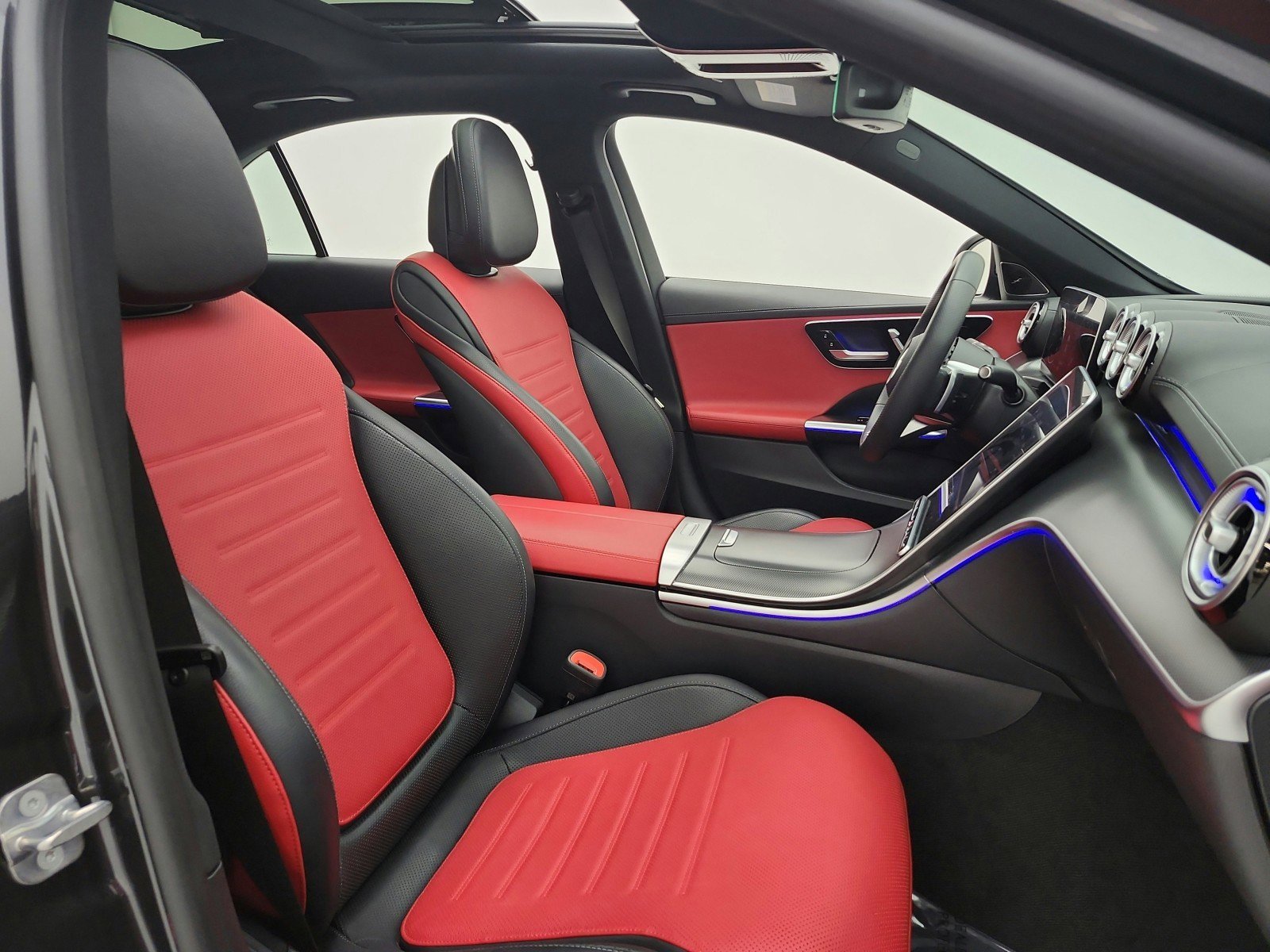 Used 2024 Mercedes-Benz C 300 Sedan image 24