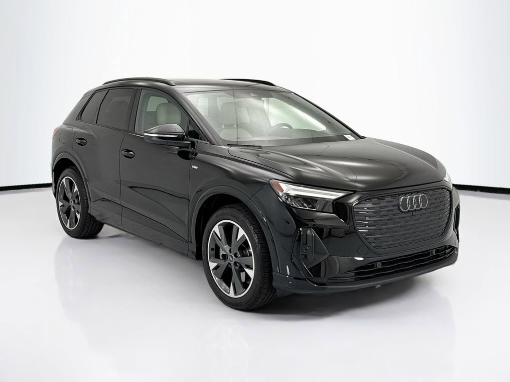 Used 2024 Audi Q4 e-tron Premium w/ Convenience Package image 3