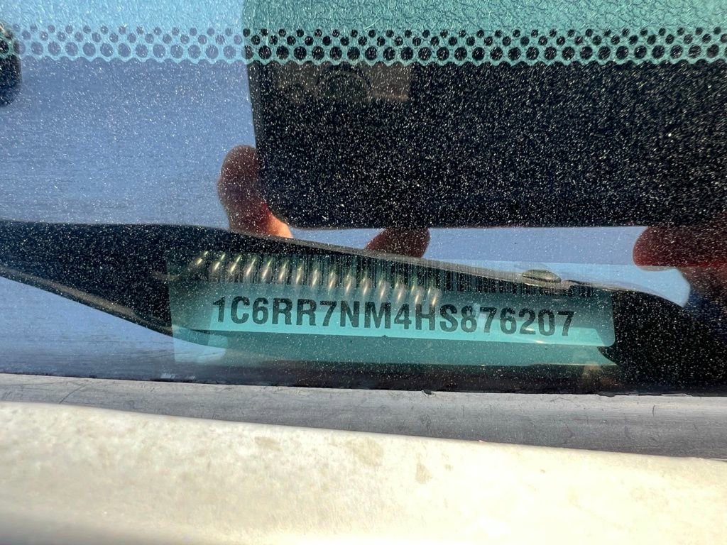 Used 2017 RAM 1500 Laramie w/ Convenience Group image 16