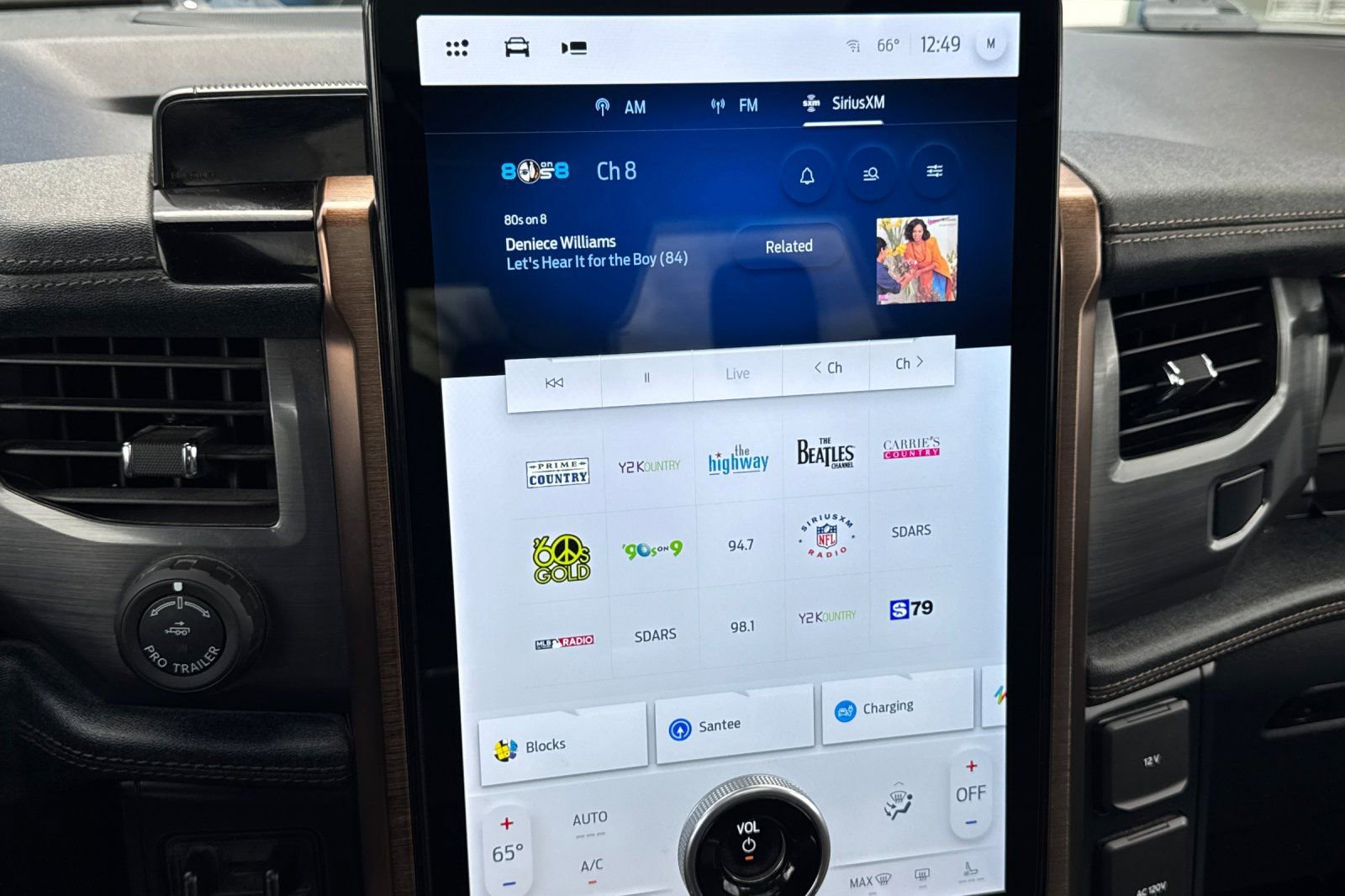 Used 2023 Ford F150 Lightning Lariat w/ Equipment Group 511A High image 23