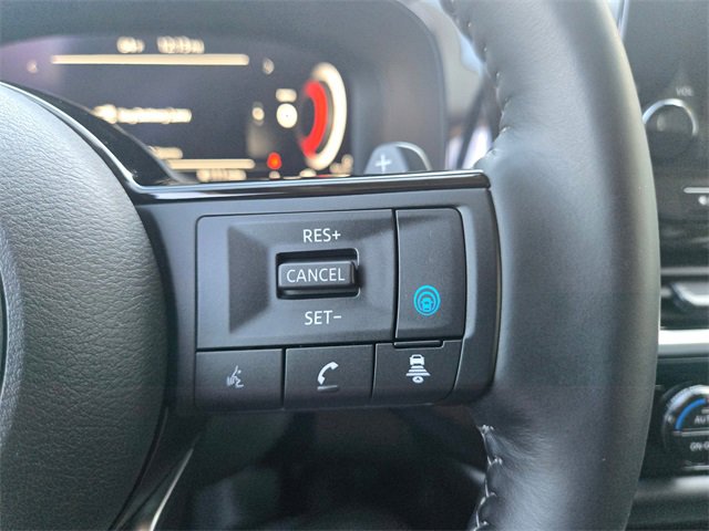 Used 2023 Nissan Pathfinder Platinum image 30