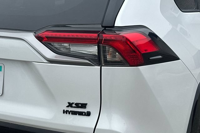 Used 2024 Toyota RAV4 XSE w/ Advanced Technology Package AWD/4WD image 8