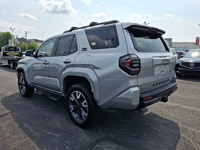 Used 2025 Toyota 4Runner TRD Sport AWD/4WD image 4