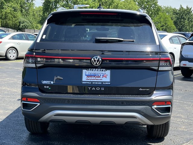 New 2026 Volkswagen Taos SE AWD/4WD image 9
