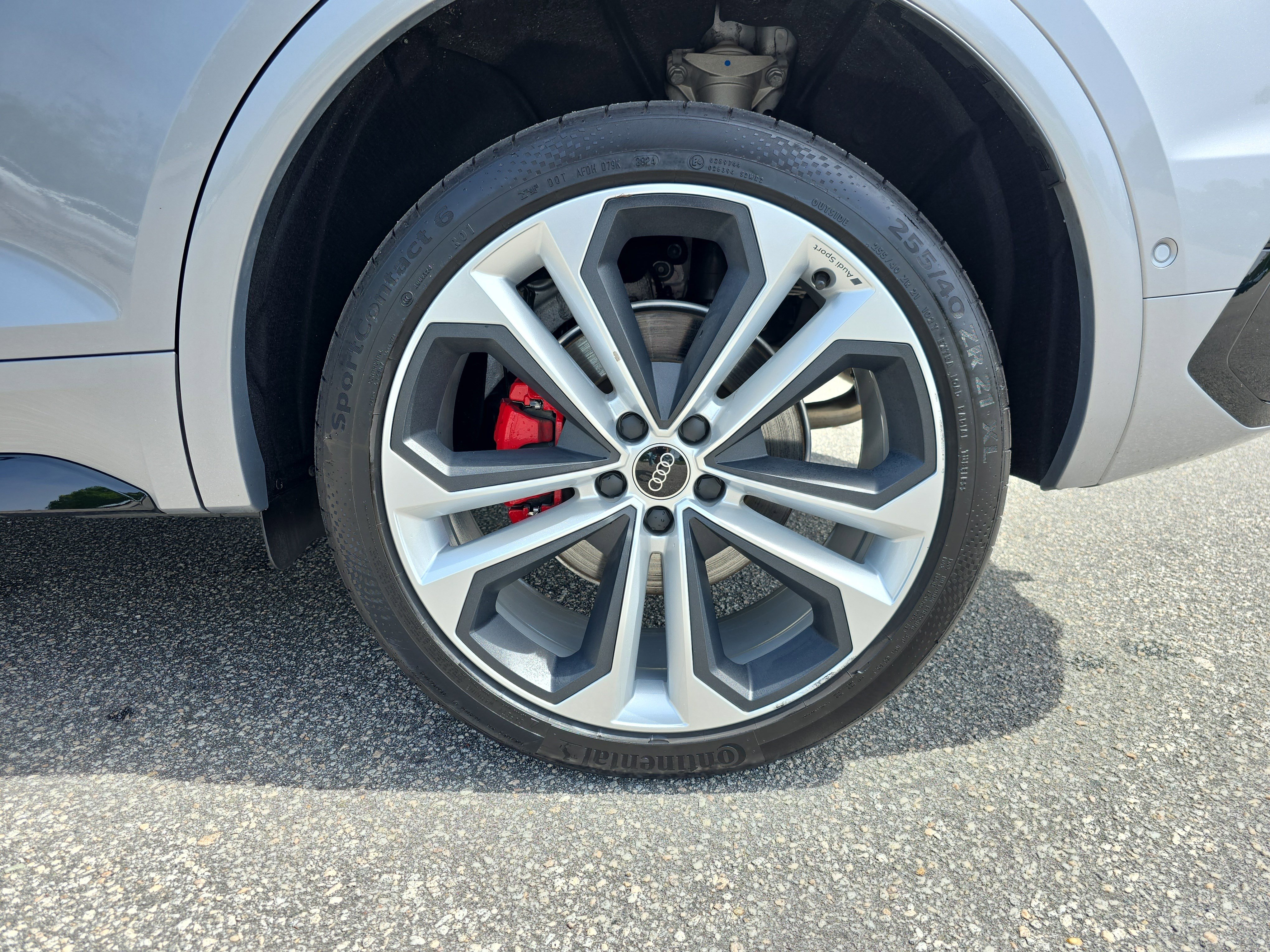 Used 2025 Audi Q5 Prestige w/ Prestige Package image 31