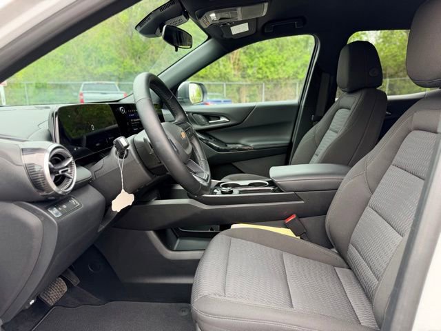 Used 2026 Chevrolet Equinox LT FWD image 5