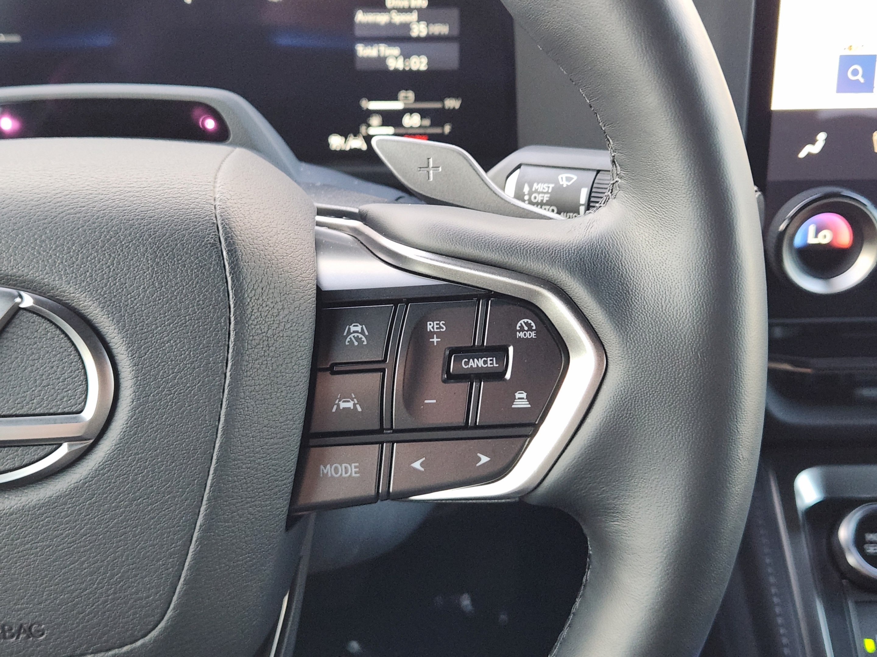 Used 2025 Lexus GX 550 w/ Accessory Package (2T) AWD/4WD image 24