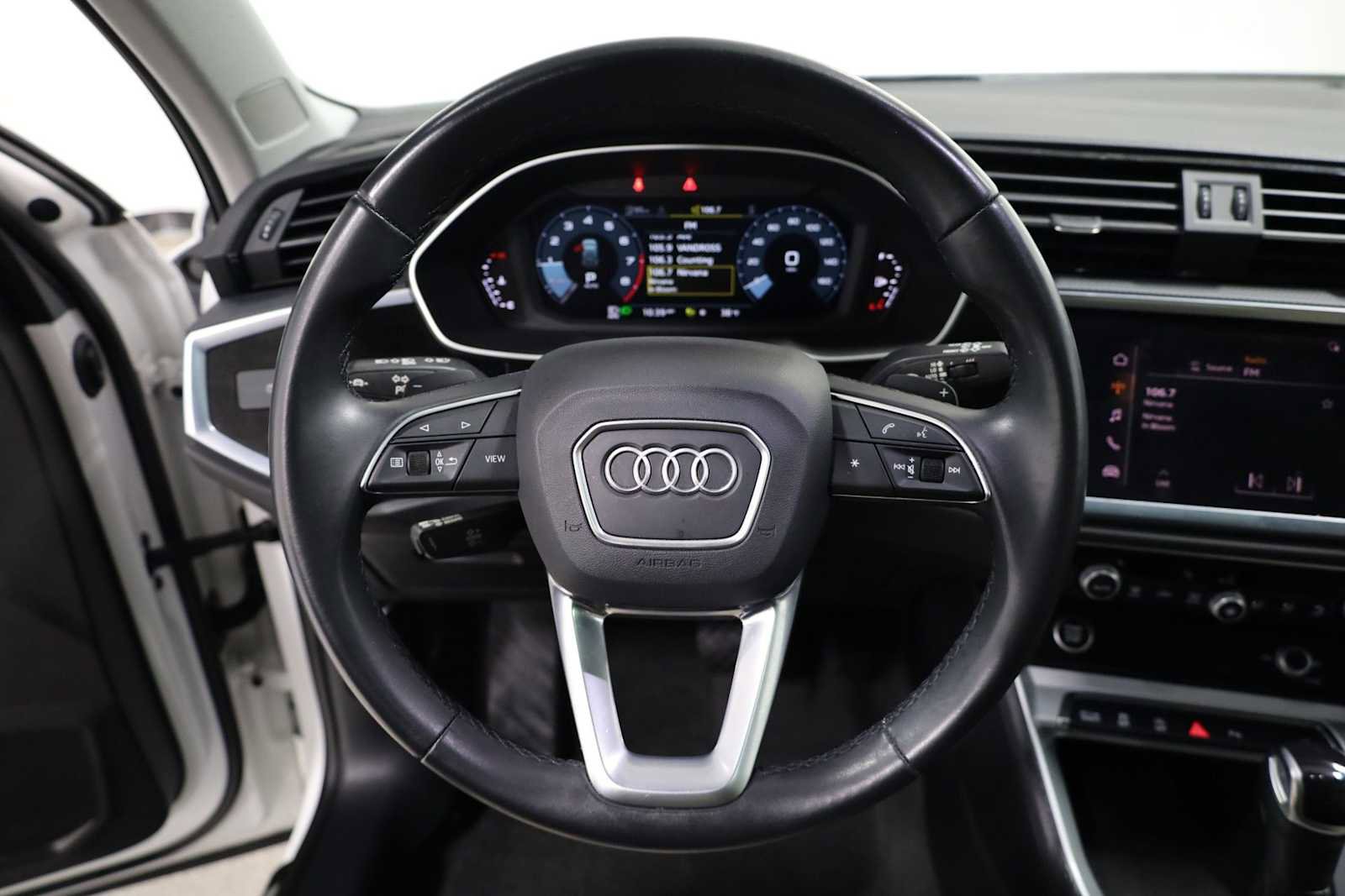 Used 2022 Audi Q3 2.0T Premium w/ Convenience Package image 22