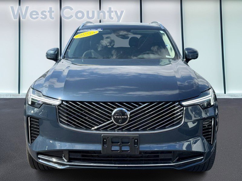 Certified 2025 Volvo XC90 B6 Plus image 10