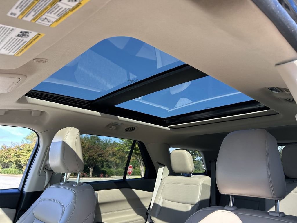 Used 2022 Ford Explorer XLT w/ Equipment Group 202A image 64