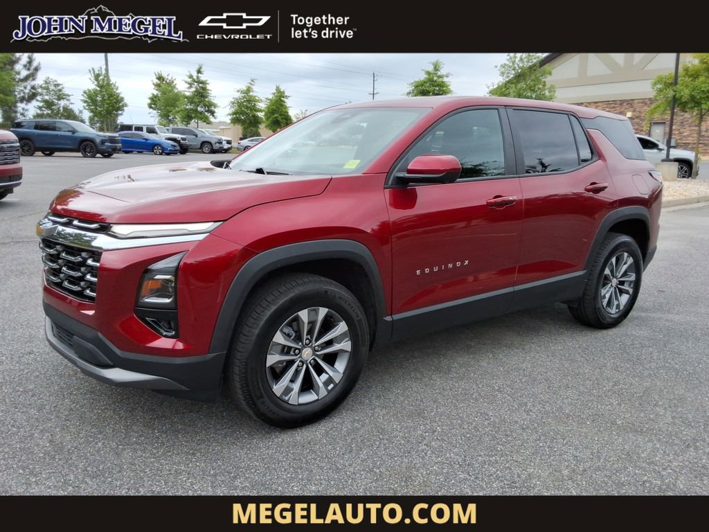Used 2025 Chevrolet Equinox LT w/ Safety and Technology Package FWD image 1