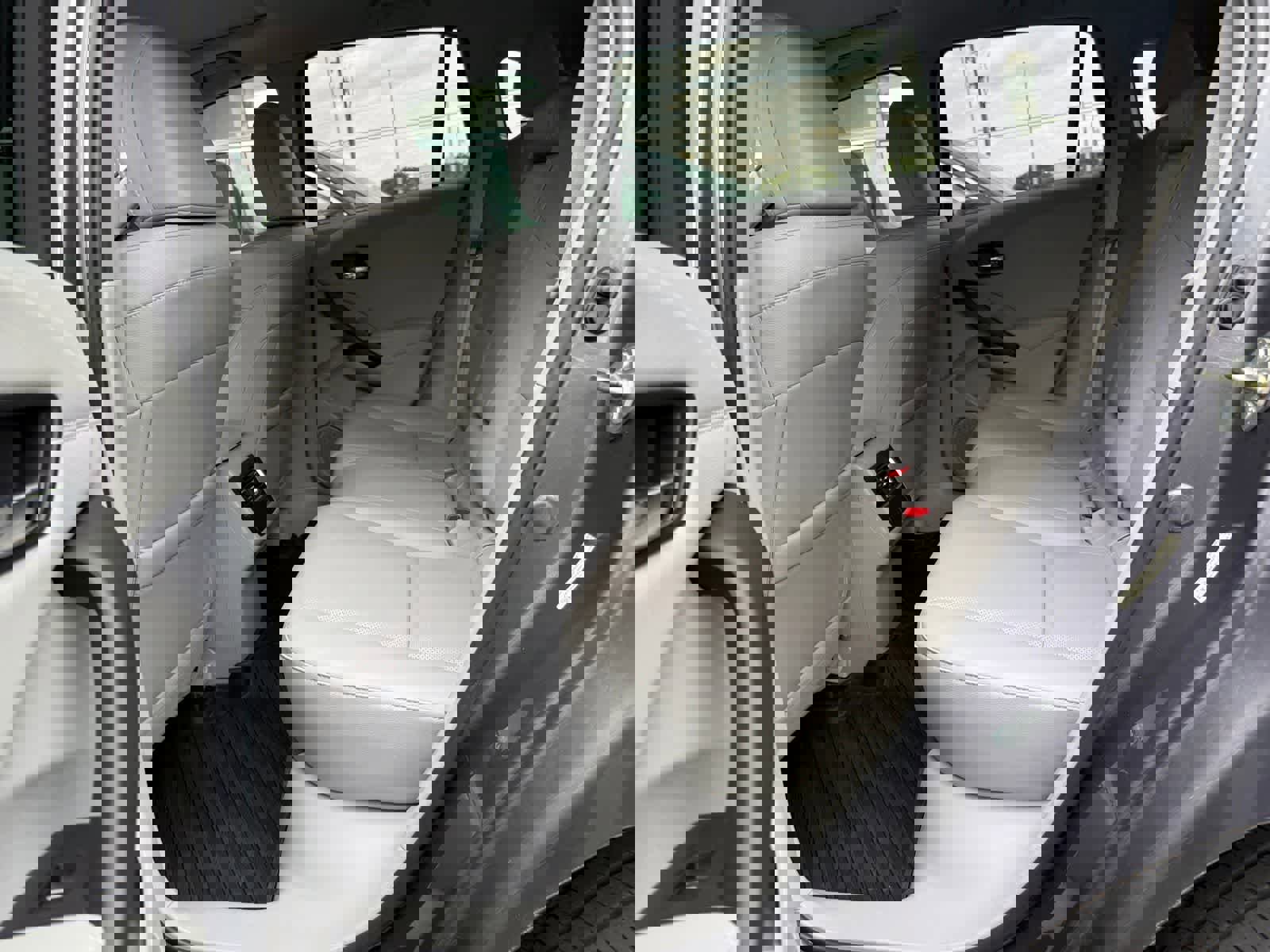 Used 2017 Acura RDX AWD w/ Advance Package image 11