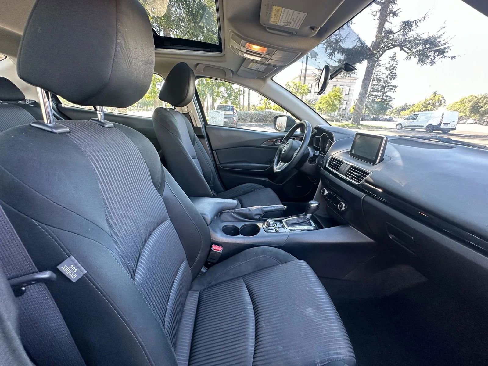 Used 2015 MAZDA MAZDA3 i Touring w/ Technology Package image 9