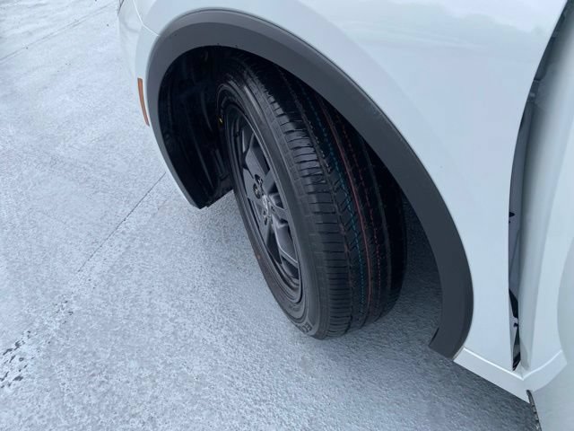 Certified 2023 Toyota Prius LE AWD/4WD image 25