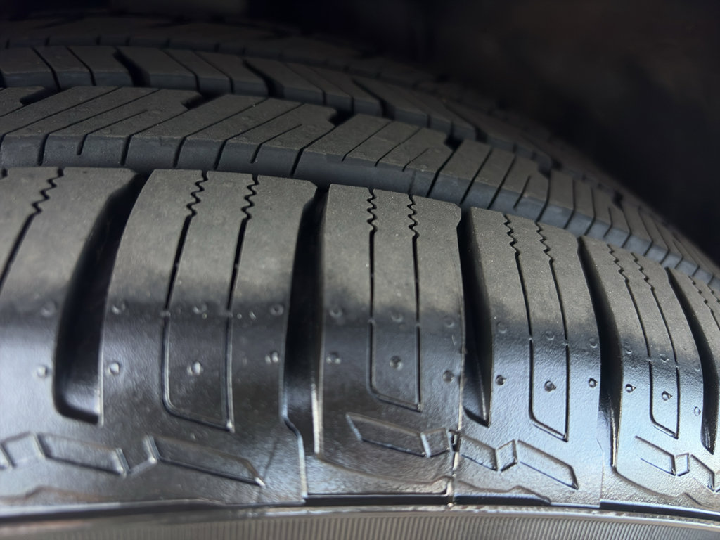 Used 2024 Acura MDX SH-AWD w/ Technology Package image 10