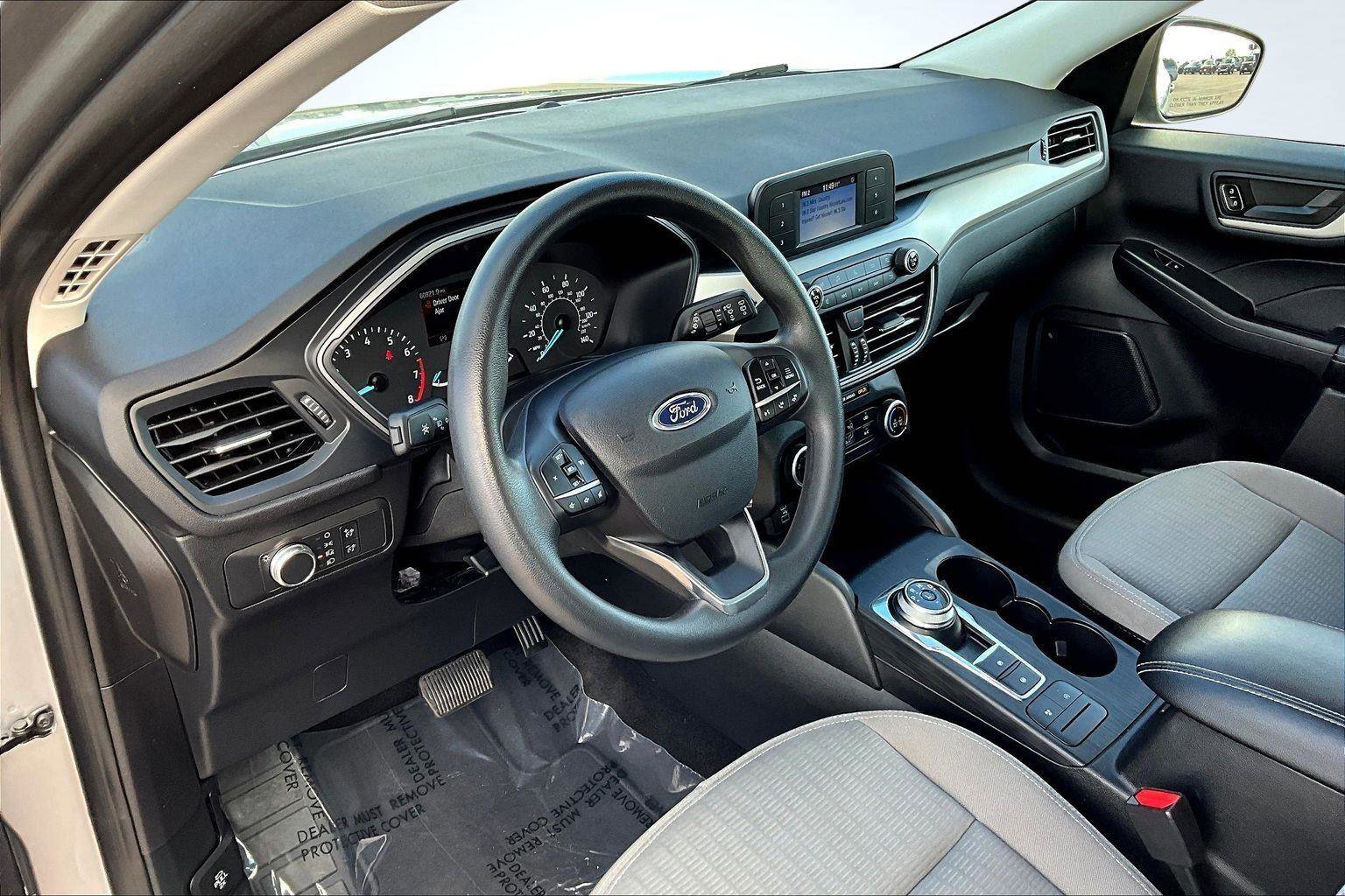 Used 2022 Ford Escape S image 14