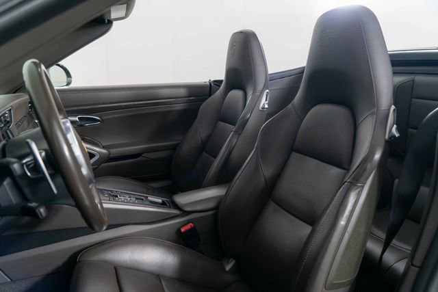 Used 2015 Porsche 911 Turbo S w/ High-end Infotainment Package AWD/4WD image 15