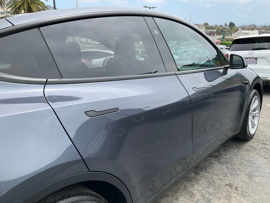 Used 2023 Tesla Model Y 2WD image 85