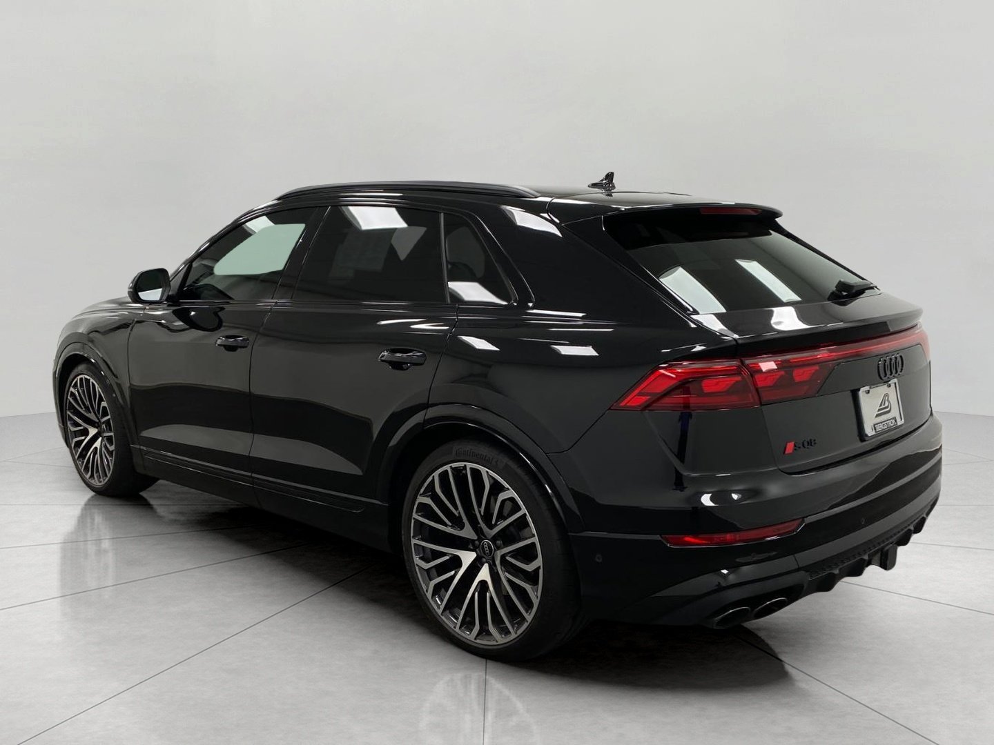 Used 2024 Audi SQ8 Prestige AWD/4WD image 8