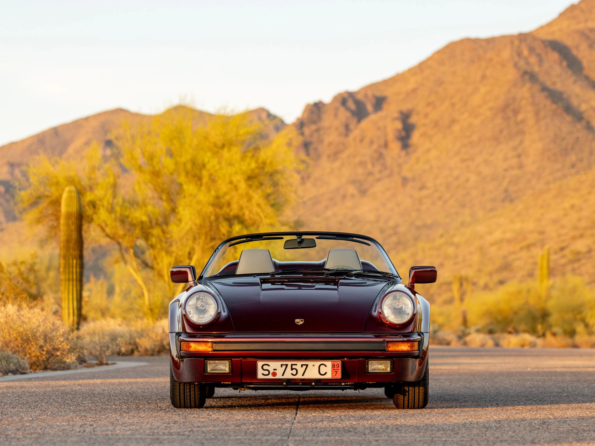 Used 1989 Porsche 911 Carrera RWD image 3