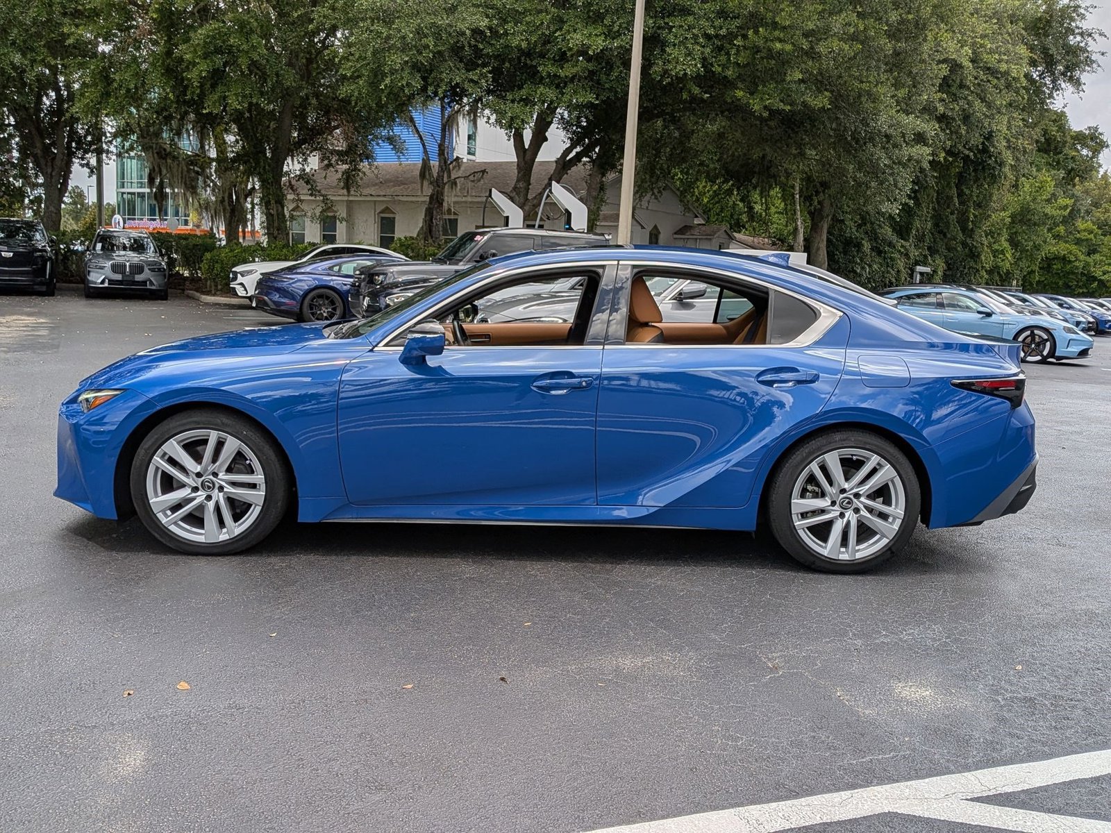 Used 2023 Lexus IS 300 w/ Comfort Package RWD image 2
