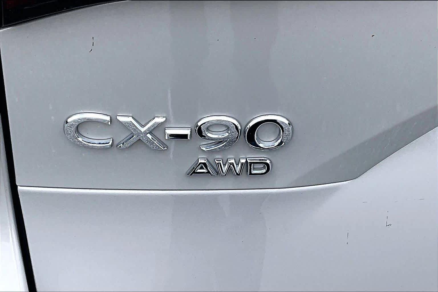 Used 2024 MAZDA CX-90 Plug-In Hybrid w/ Preferred AWD/4WD image 31