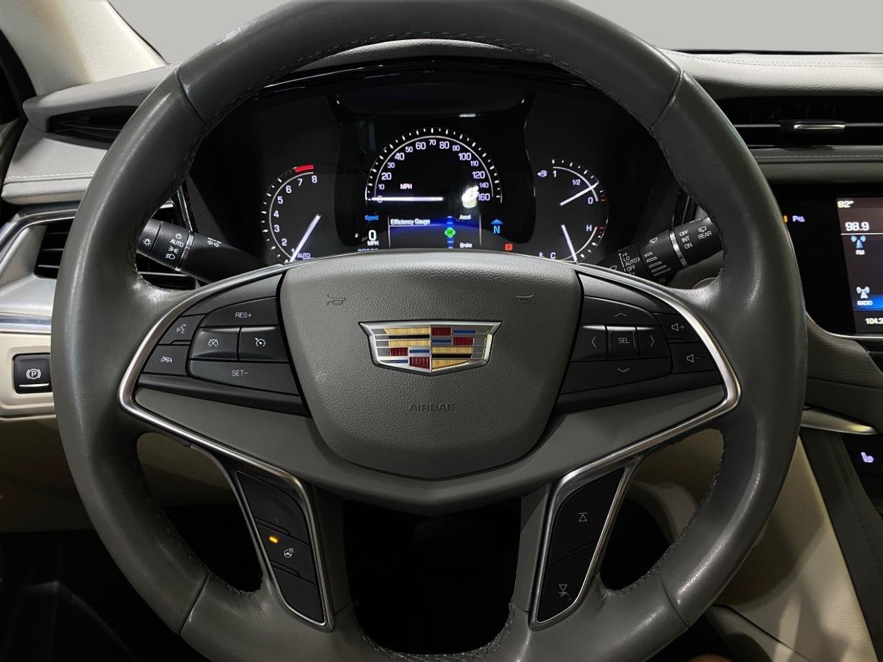 Used 2018 Cadillac XT5 Luxury AWD/4WD image 11