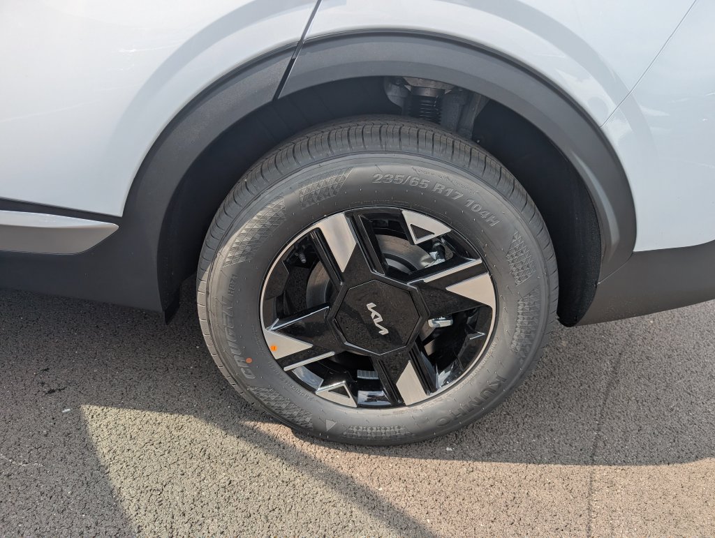 New 2026 Kia Sportage LX AWD/4WD image 22