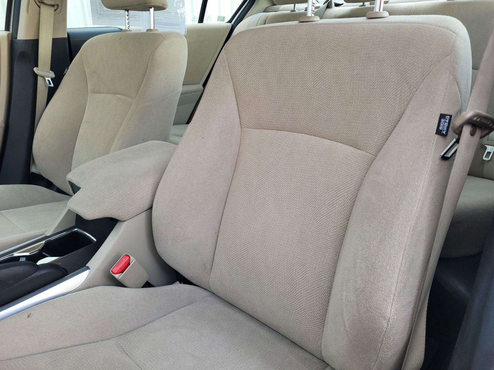 Used 2013 Honda Accord LX image 21