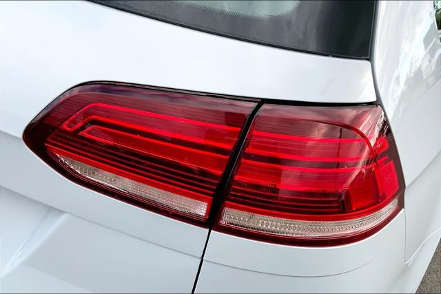 Used 2019 Volkswagen Golf SE FWD image 27