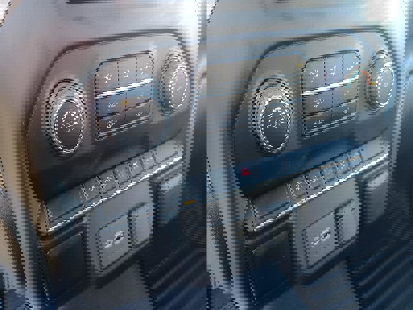 Used 2021 Chevrolet Silverado 1500 Custom image 12