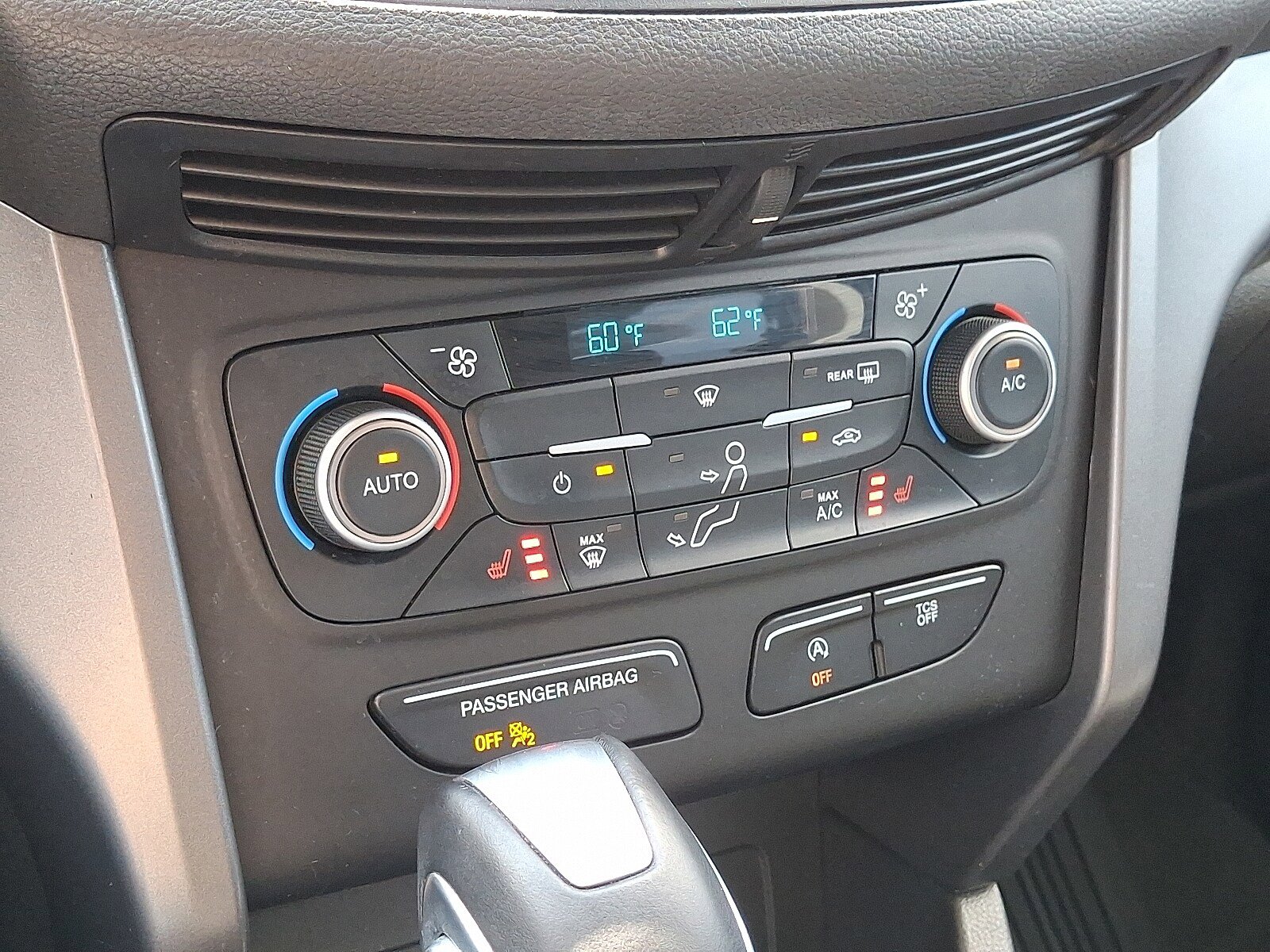 Used 2018 Ford Escape SEL AWD/4WD image 17