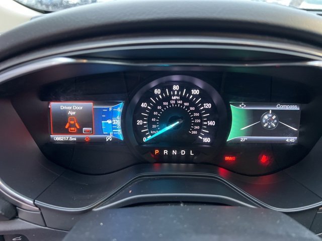 Used 2020 Ford Fusion SE image 23