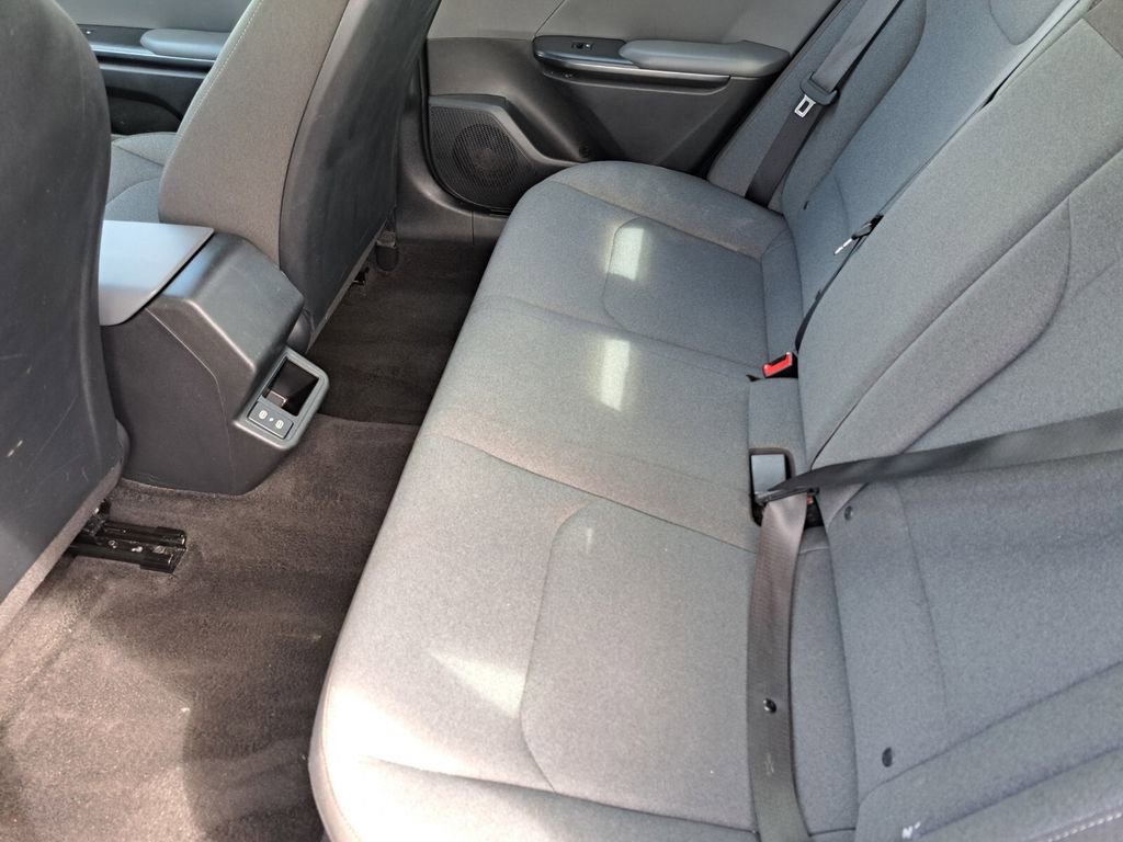 Used 2025 Kia K4 LXS image 21